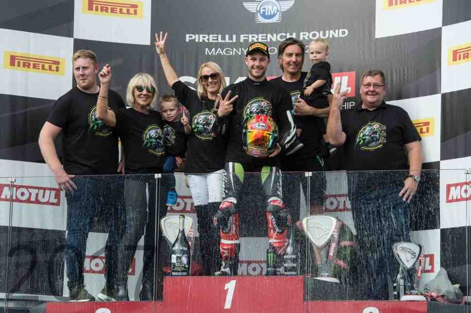 Джонатан Рэй продлил контракт с Kawasaki Racing в WorldSBK