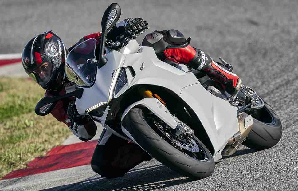 Что представляет из себя Ducati Supersport 950 (2021) - новобранец World Supersport