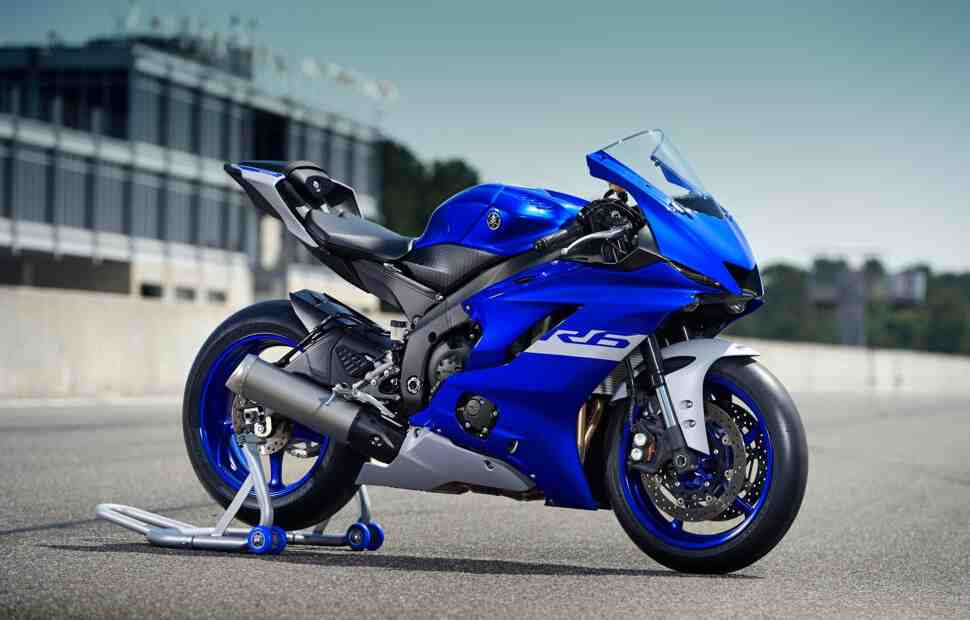 Закат эры шестисоток: Yamaha R6 RACE (2021) - финал истории культового спортбайка