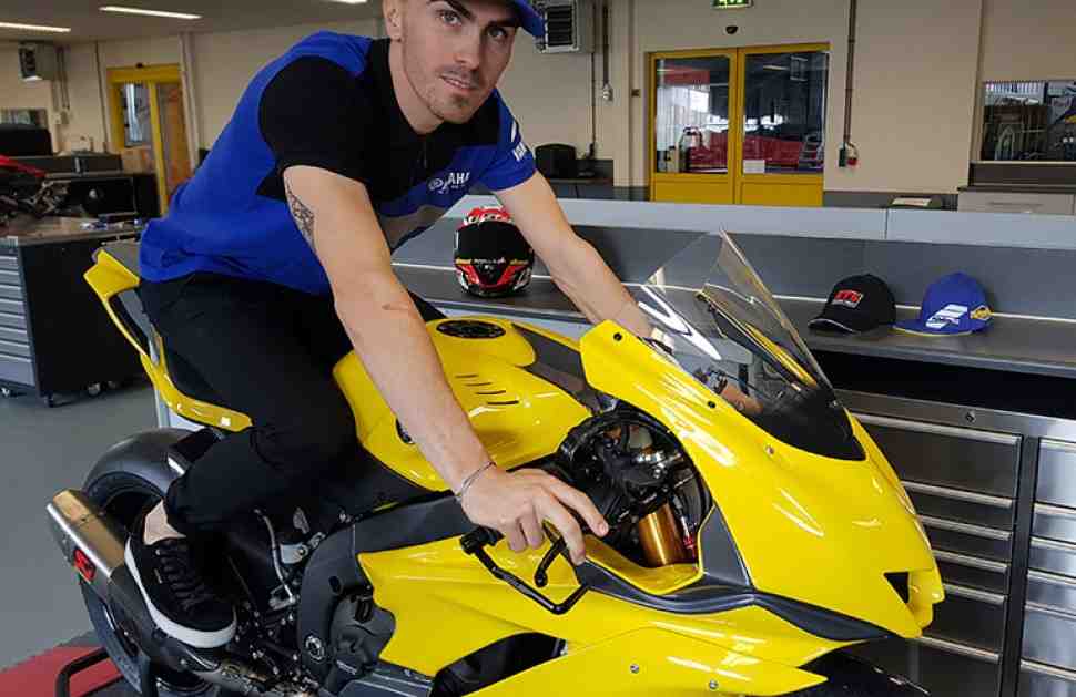 Ten Kate Racing вернется в World Superbike с Yamaha и Лорисом Базом