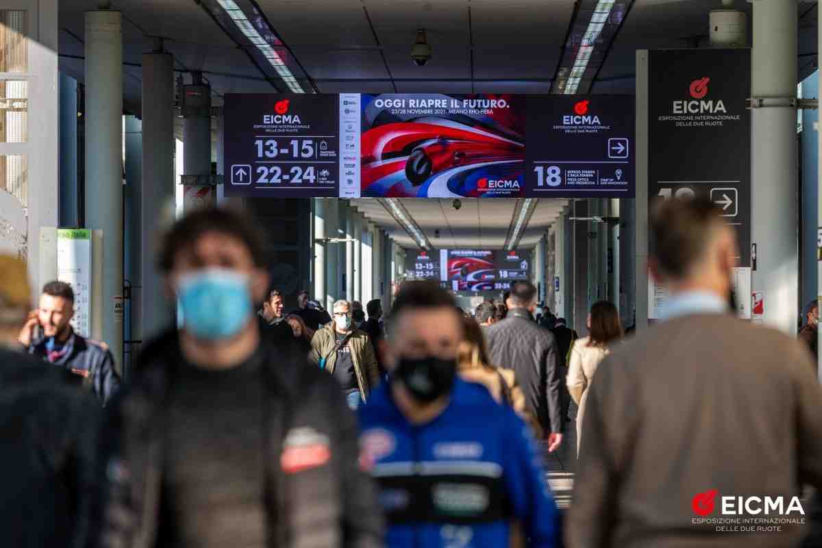 Миланский мотосалон EICMA вернулся к доковидной нормальности: более 342000 посетителей в 2021