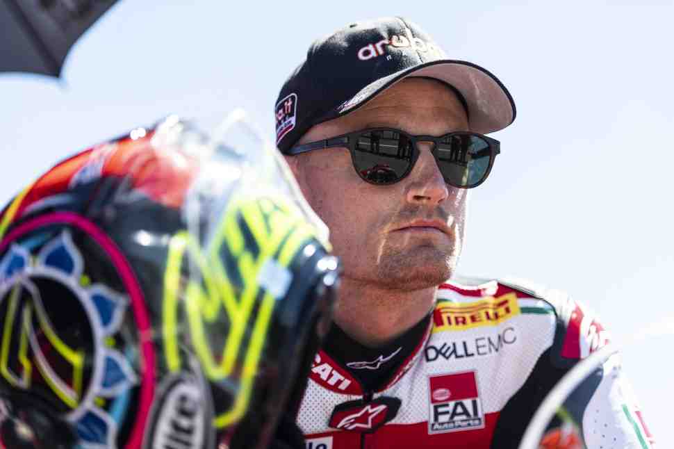 WSBK: Окно возможностей - Как Девис взял первую победу с Ducati V4 и что поломалось у Баутисты WSBK: Окно возможностей - Как Девис взял первую победу с Ducati V4 и что поломалось у Баутисты