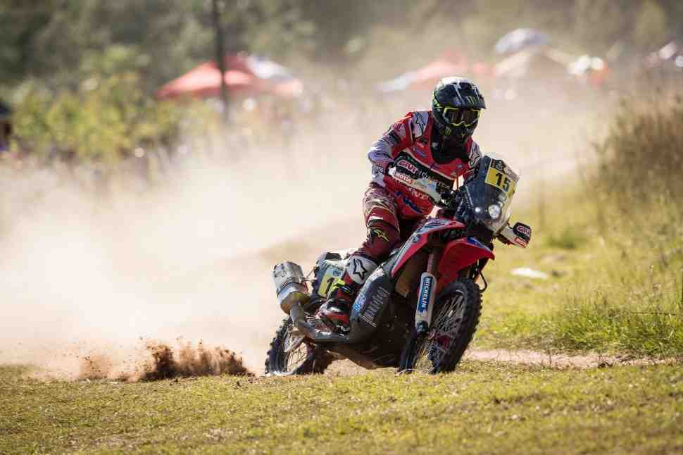 Дакар-2017: противостояние KTM и Honda началось!