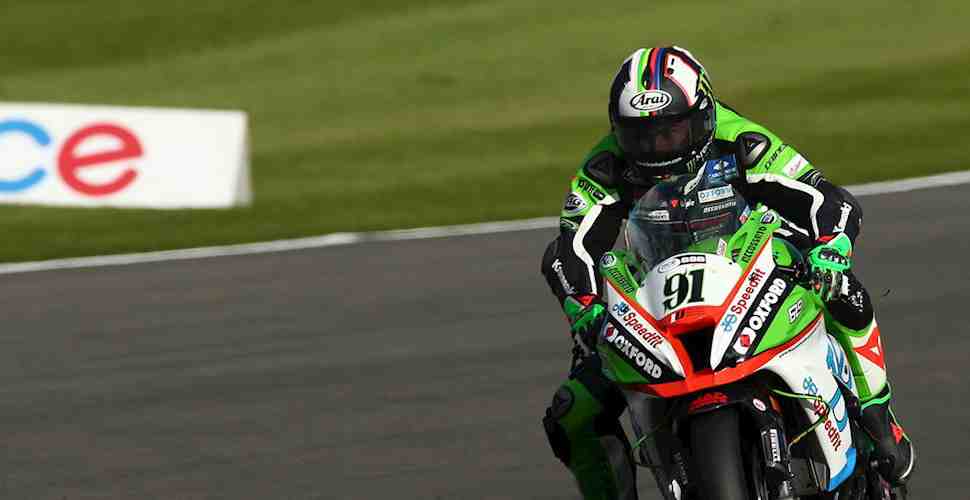 BSB: Сезон British Superbike начался с отмены квалификации в Донингтоне