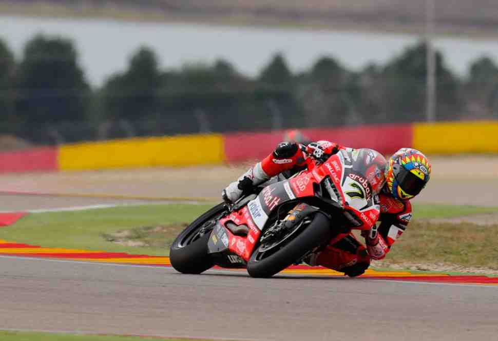 WSBK: Чаз Девис вырвал первую победу сезона у Рэя в Арагоне