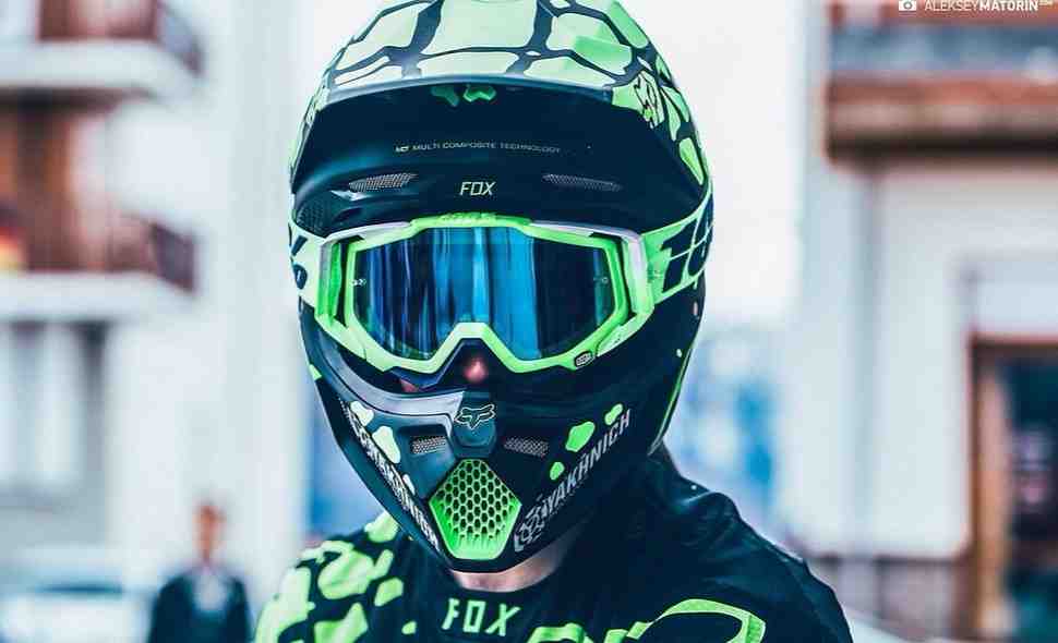 FMX, Алексей Айсин: шлемам FOX V3 можно доверять!