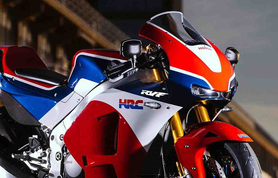 Презентацию супербайка Honda V4 ждать на INTERMOT-2018?