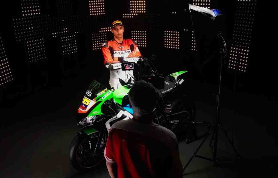 Йонни Эрнандес остается в WorldSBK