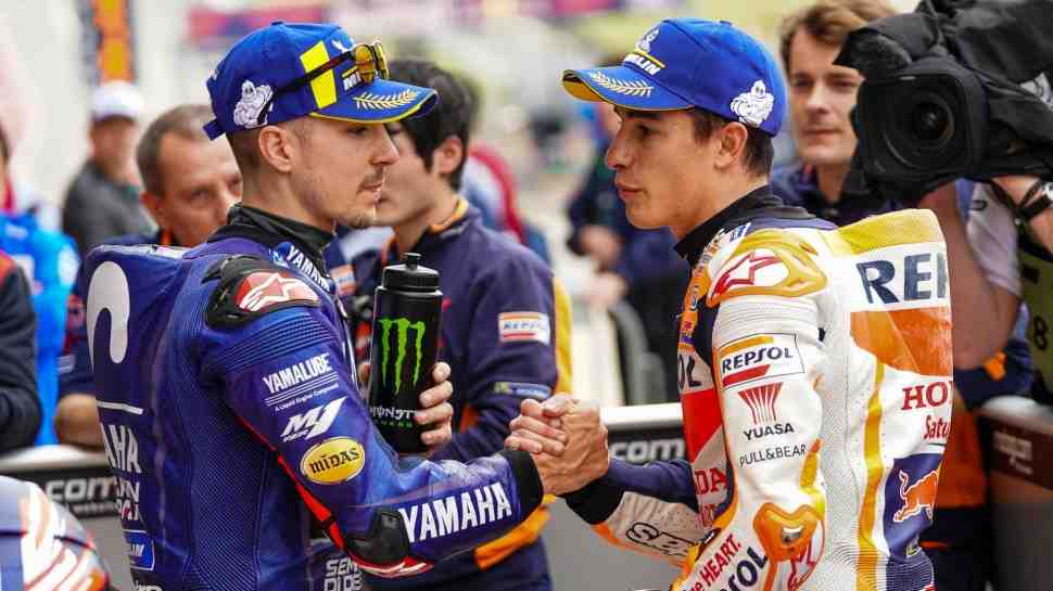 MotoGP: Маркес выигрывает квалификацию AmericasGP, несмотря на падение