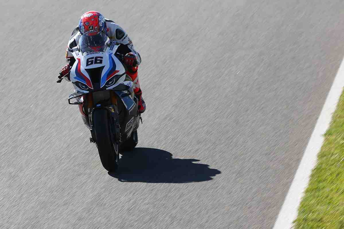 WSBK: Пилоты BMW развеяли опасения насчет моторов M1000RR, но Honda снова быстрейший