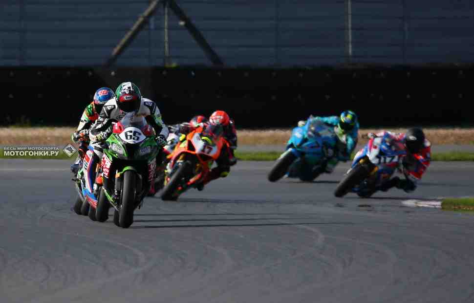 Леонов делает победный дубль на Moscow Raceway: результаты и комментарии 2 гонки RSBK Леонов делает победный дубль на Moscow Raceway: результаты и комментарии 2 гонки RSBK