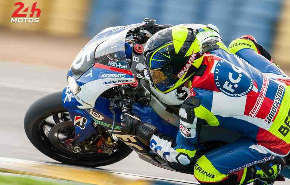 EWC: Две команды Honda возглавляют 24 Heures Motos за 2 часа до финиша