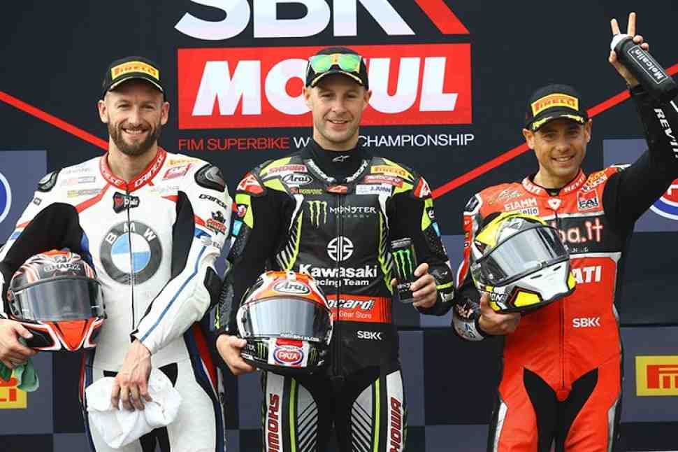 Победа Рэя и Первый подиум BMW в WorldSBK: MisanoWorldSBK - финиш с третьей попытки