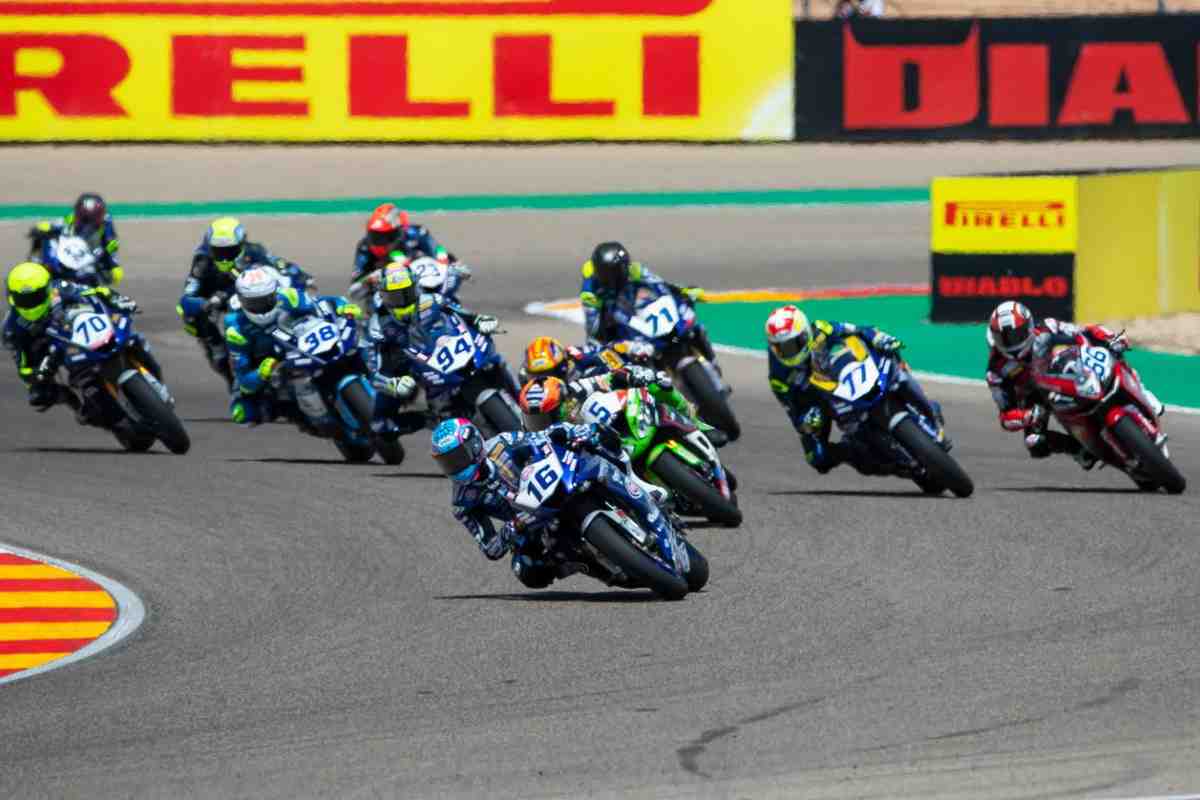 WorldSSP: Жюлю Клузелю снова не дали выиграть в Арагоне - результаты 1 гонки Supersport