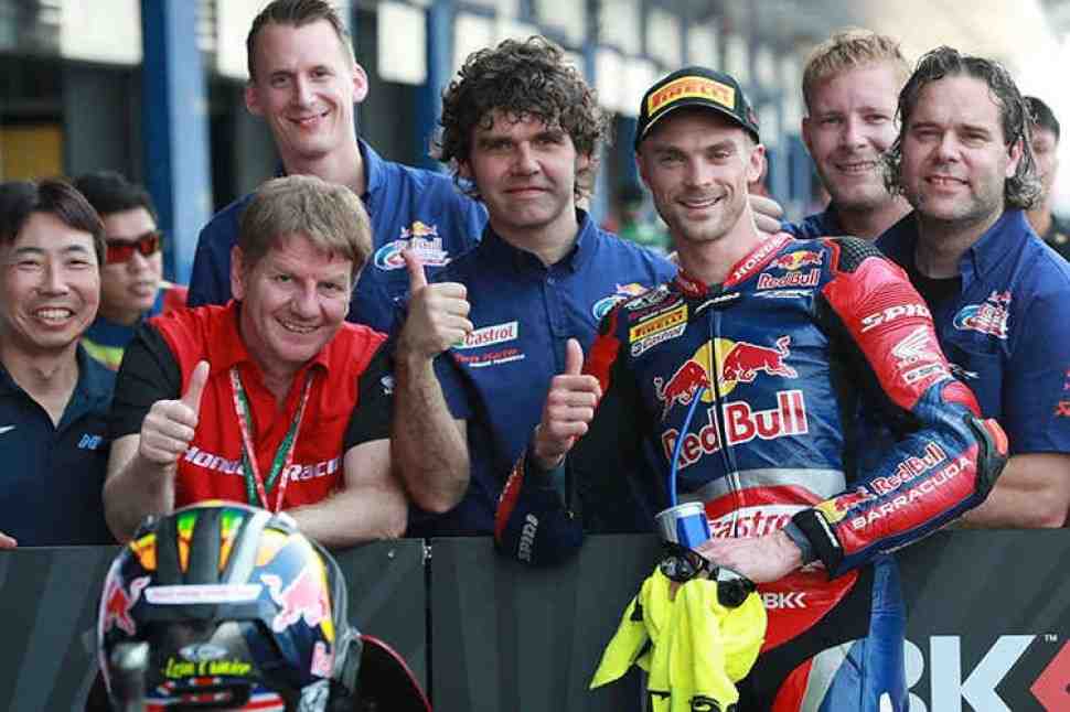 ThaiWorldSBK: Honda вернулась? Леон Камье счастлив: битва за подиум была что надо!