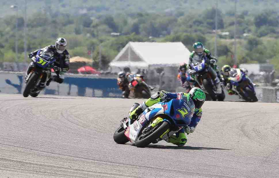 Элиас и Yoshimura Suzuki доминируют в MotoAmerica