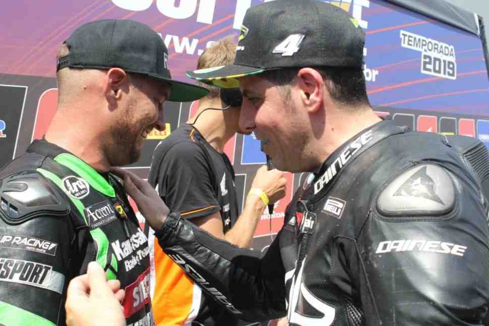 Энтони Вест вырвал свой первый Большой Приз из рук Алекса Барроша в Brazilian Superbike