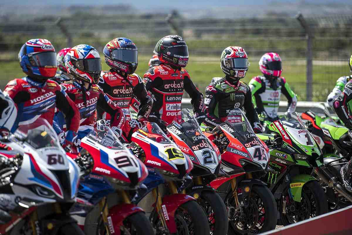 Календарь World Superbike 2022 года: версия 1.0