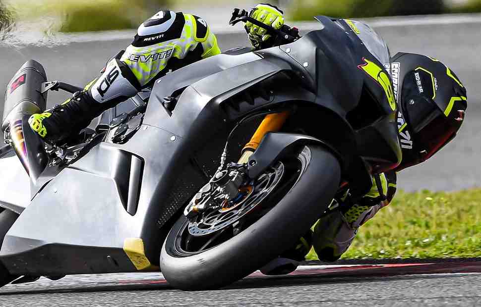 WSBK: Альваро Баутиста объяснил скромный результат первого дня тестов Honda в Португалии