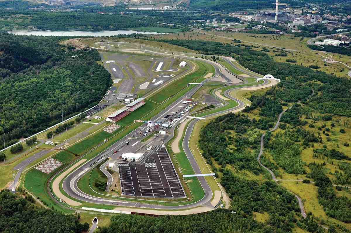 Немного шокирующих новостей из Чехии: Autodrom Most примет этап World Superbike в 2021 году!