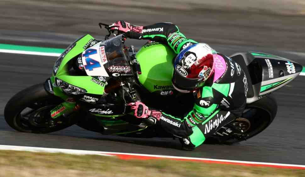 Лукас Маяс выигрывает домашнюю гонку WorldSSP в Magny-Cours