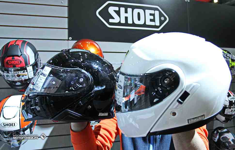 Новый мотошлем SHOEI Neotec II: отличия и улучшения