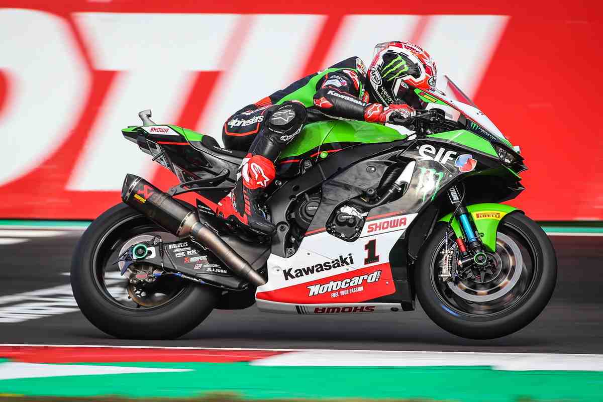 FRAWorldSBK: Magny-Cours по традиции встречает Мировой Супербайк дождем