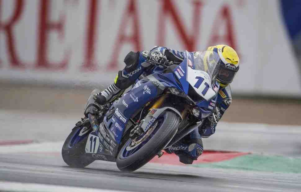 Кайл Смит взял поул-позицию World Supersport в Magny-Cours