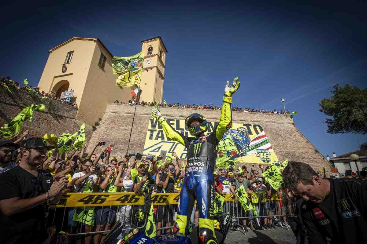 После MotoGP: Перемена отношения властей Тавульи к Валентино Росси - VR46 больше не нужен