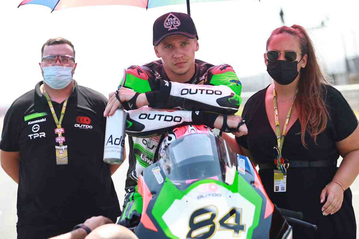 Американского мотогонщика не пустили во Францию на WorldSBK из-за новых ограничений по Covid-19