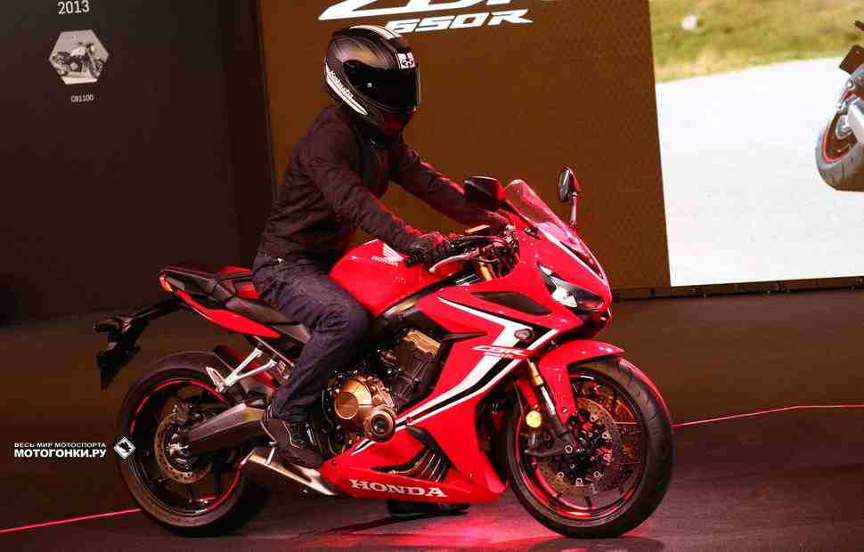 EICMA-2018: Honda CB650R и CBR650R (2019) - Первые впечатления