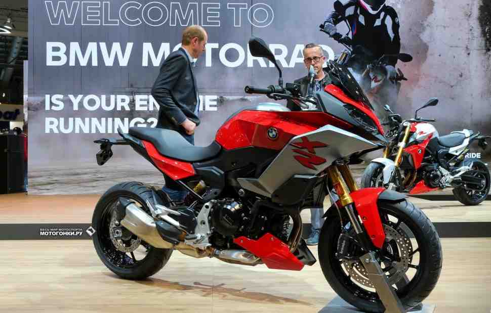 EICMA-2019: BMW F 900 R и F 900 XR (2020) - Родстер и Дорожный хулиган