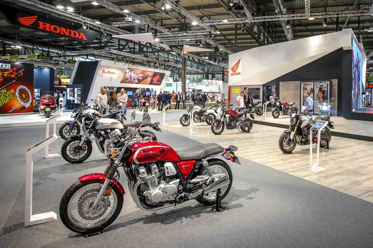 Honda участвует в Миланском Мотосалоне EICMA-2021: мотоциклы и ничего лишнего