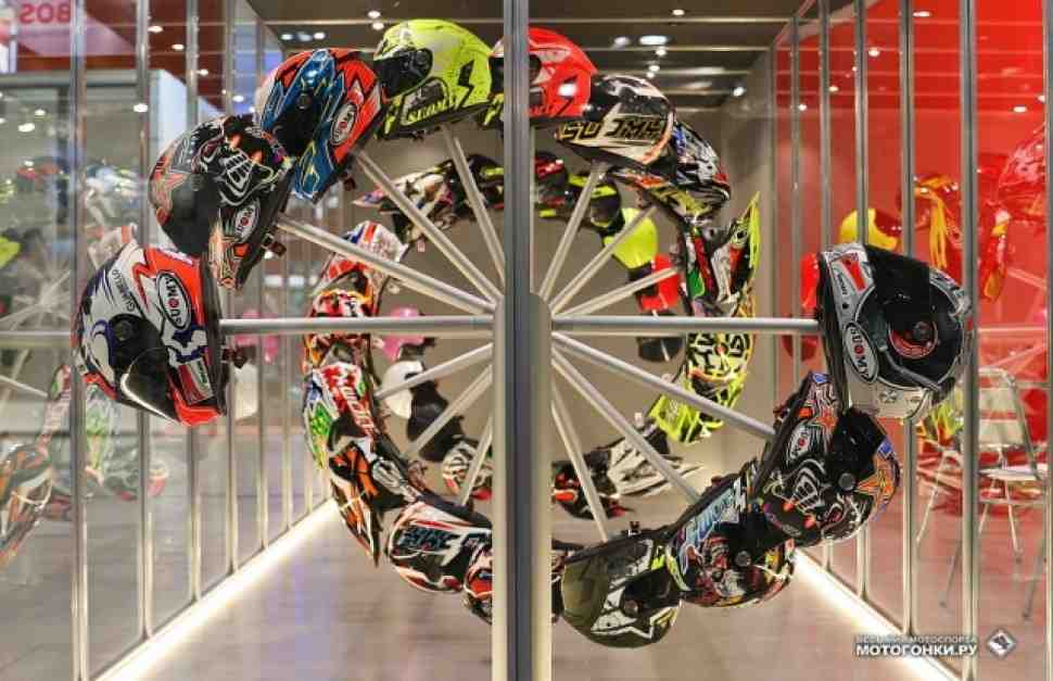EICMA-2015: Обзор новинок мотошлемов 2016