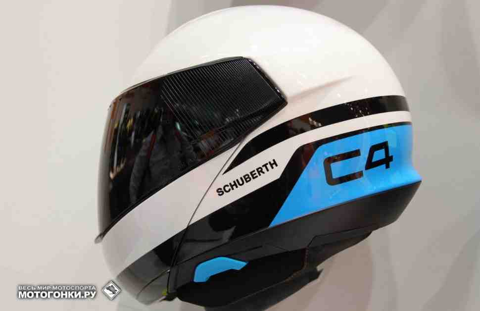 INTERMOT-2016: Новинки мотошлемов - Schuberth C4 и R2
