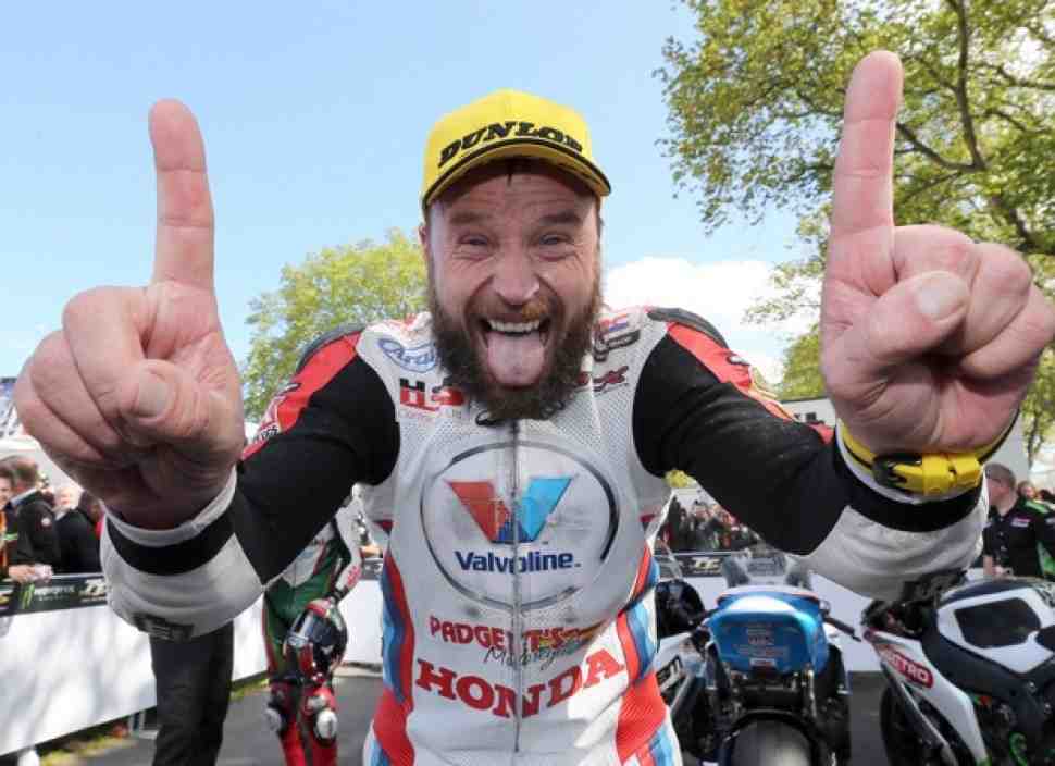 IOMTT 2015: Первые рекорды года - Superbike и Supersport