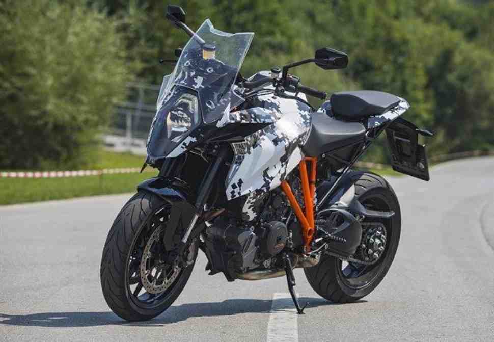 KTM 1290 SuperDuke GT появится на EICMA-2015?