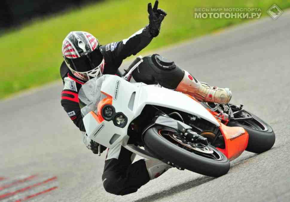 Немцы выводят KTM Duke 690 на "кольцо"