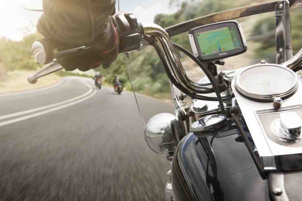 Обзор: принципиально новый TOMTOM Rider 400 Sat Nav
