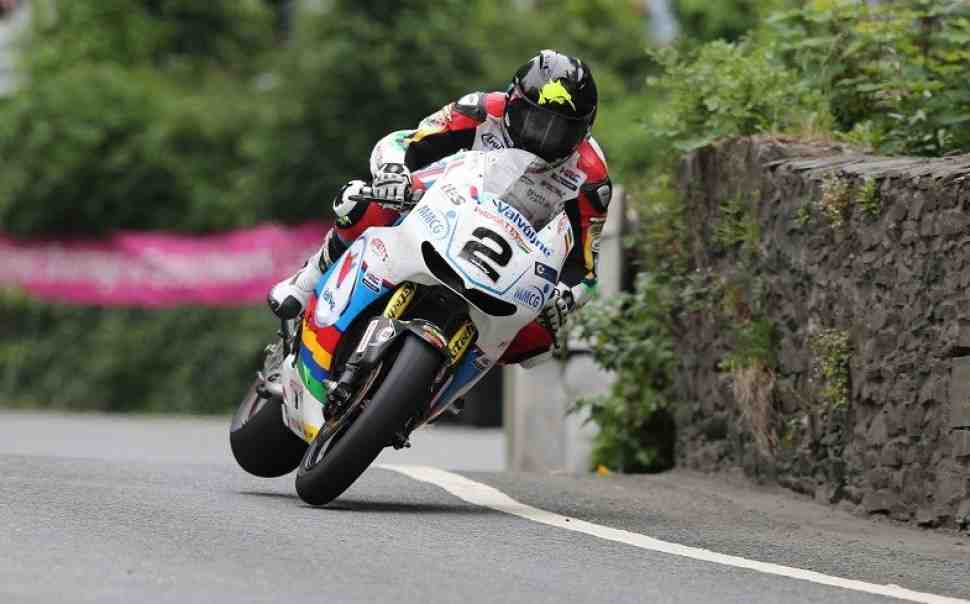 Padgetts Honda едет в Dundrod 150 на Honda RC213V-S без электроники
