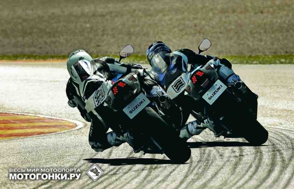 Средний класс: Triumph Daytona 675R vs Suzuki GSX-R600