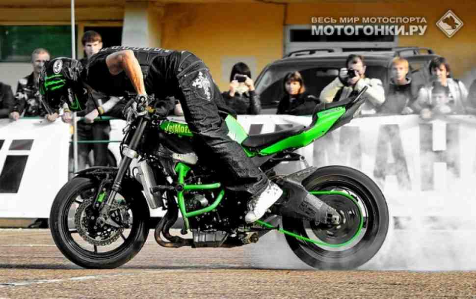 Stuntriding: Continental Burnout Contest - видео