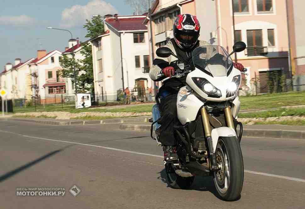 ТЕСТ-ДРАЙВ: Triumph Tiger 1050 ABS (2007) - Тигр-альбинос