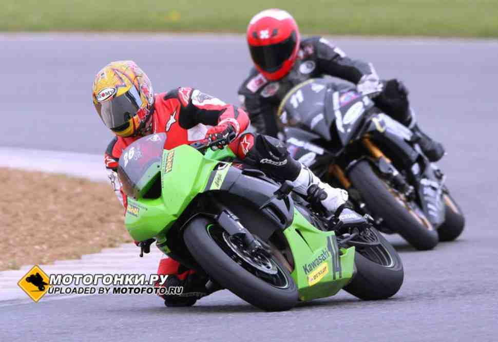 Тестируем Dunlop GP211 Racer на Silverstone Circuit!