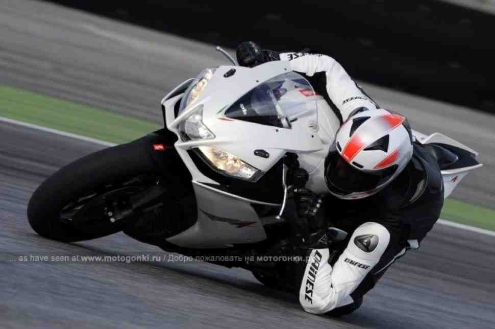 Тесты Aprilia RSV4R перенесены на декабрь