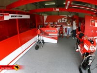 Marlboro Ducati Paddock 1280x960